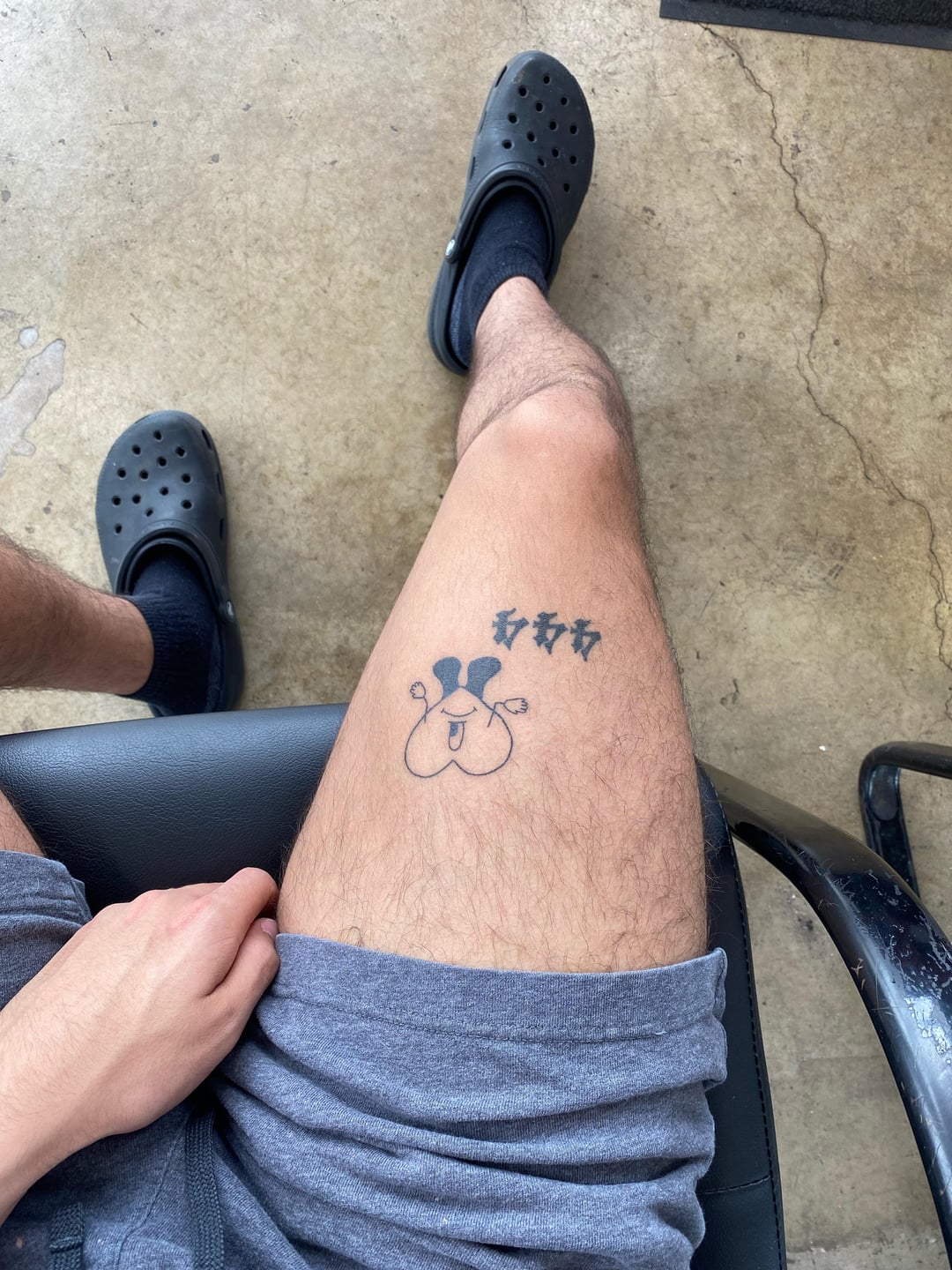 small mens thigh tattoo 0016