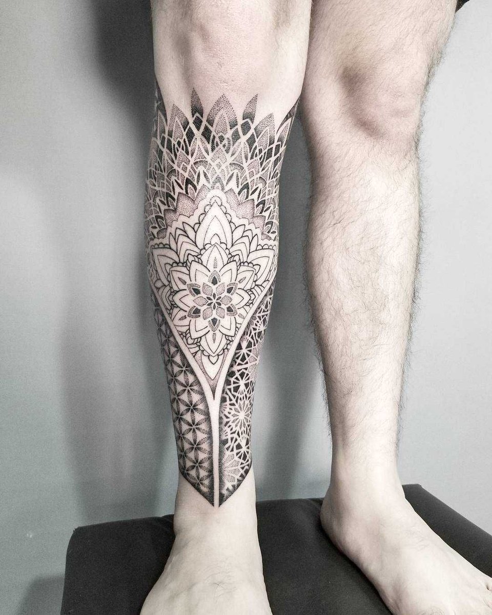 small mens thigh tattoo 0060