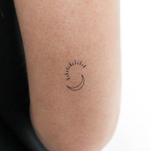 Small moon tattoo 0034