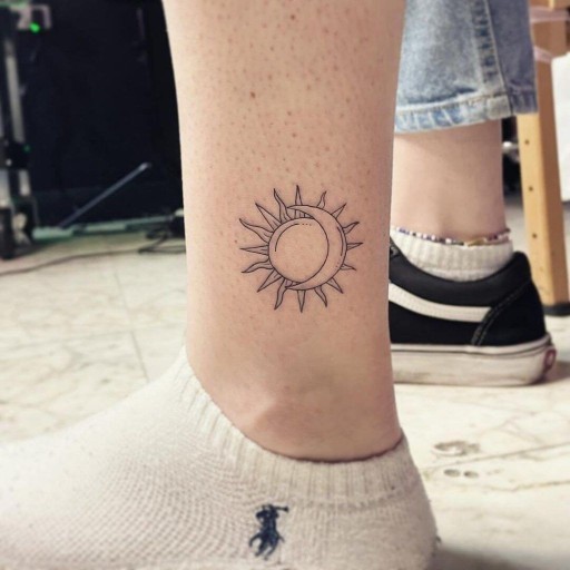 Small moon tattoo 0054