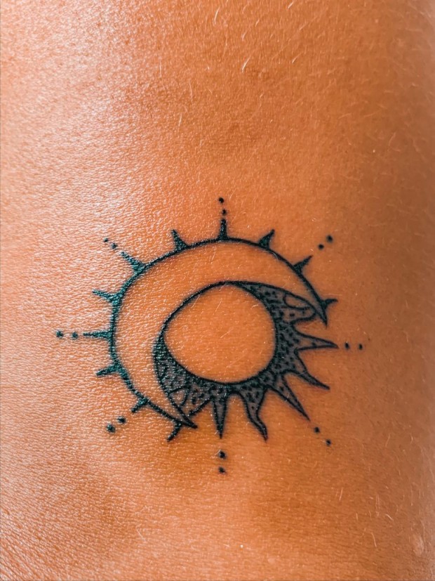 Small moon tattoo 0073