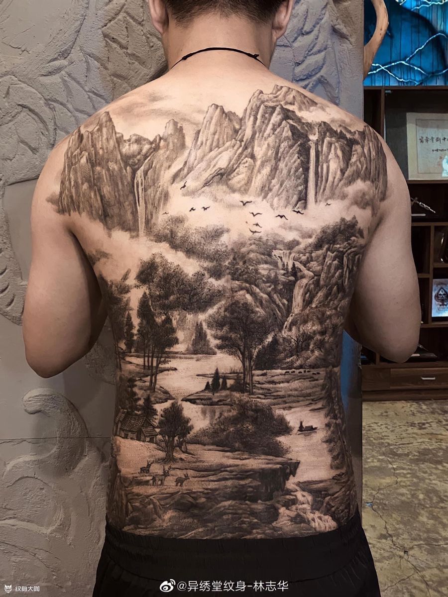 Small mountain tattoo 0072