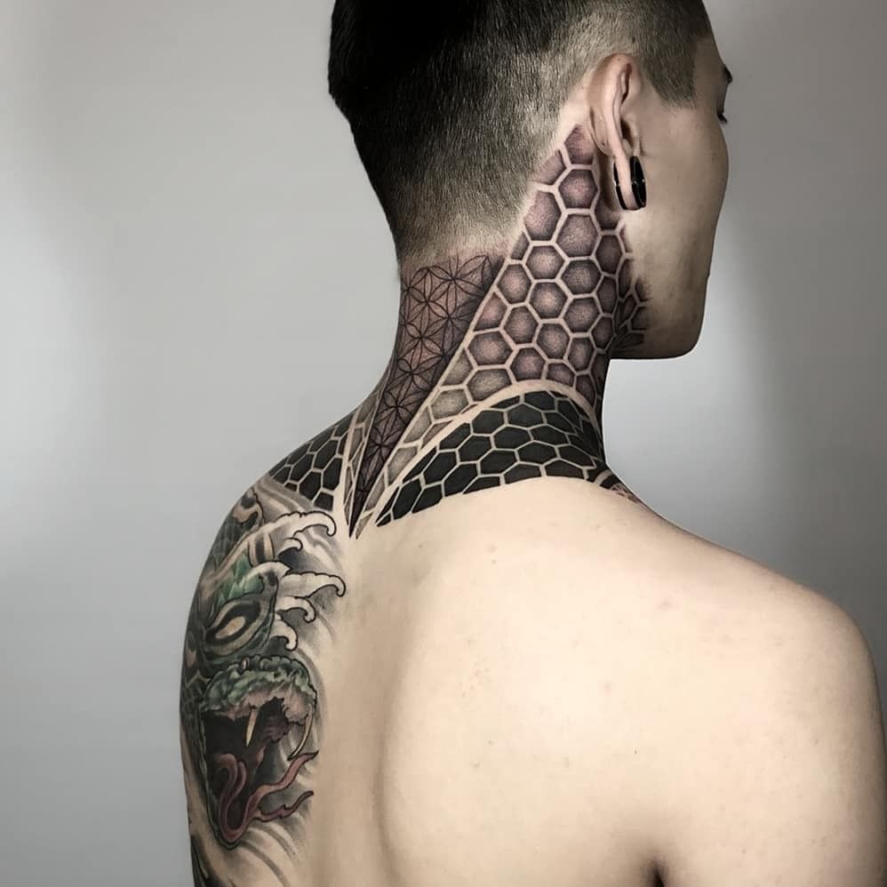 small neck tattoo 0014