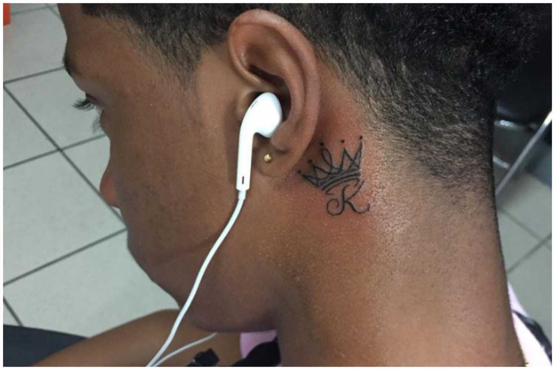 small neck tattoo 0029