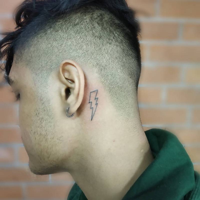 small neck tattoo 0036