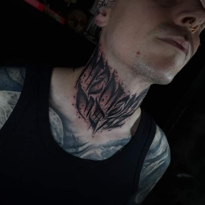 small neck tattoo 0088