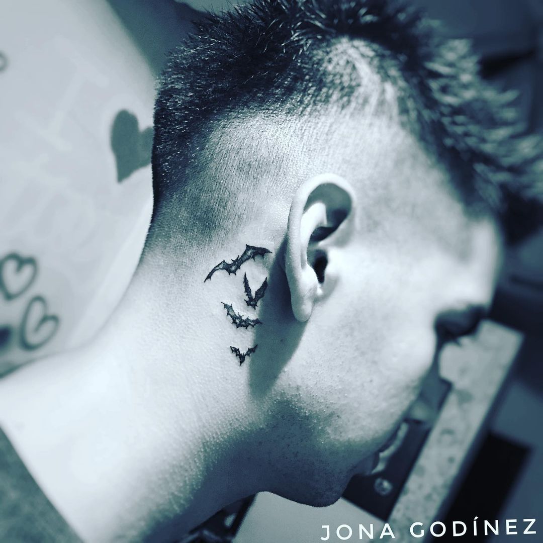 small neck tattoo 0091