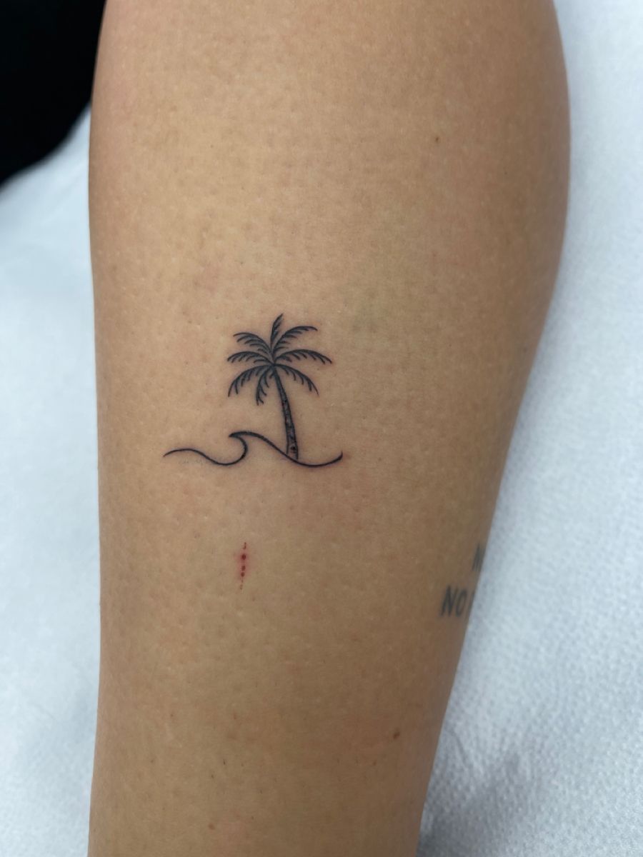 small palm tree tattoo 0050