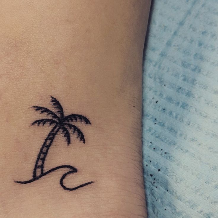 small palm tree tattoo 0082