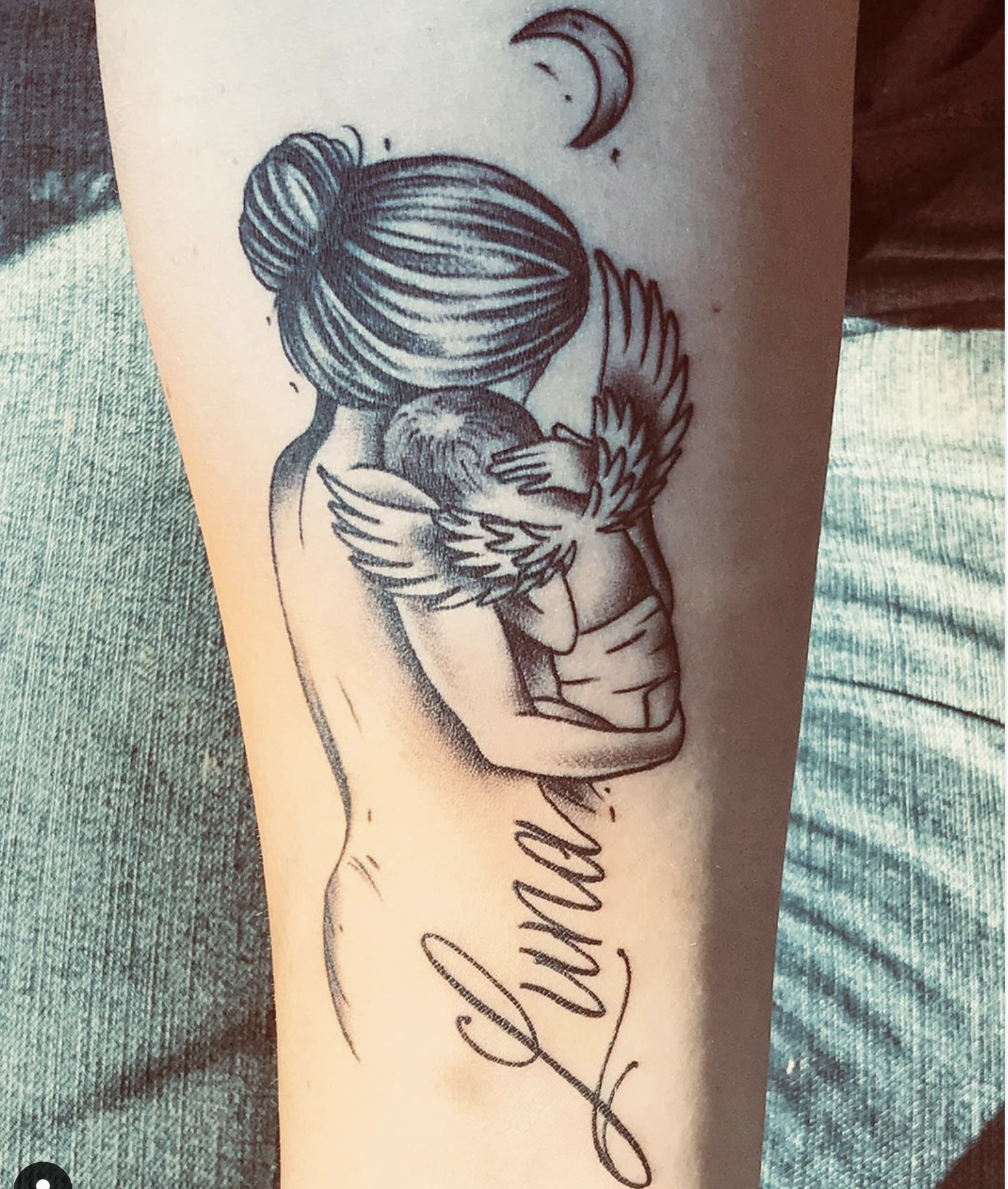 Small pregnancy loss miscarriage tattoo 0018