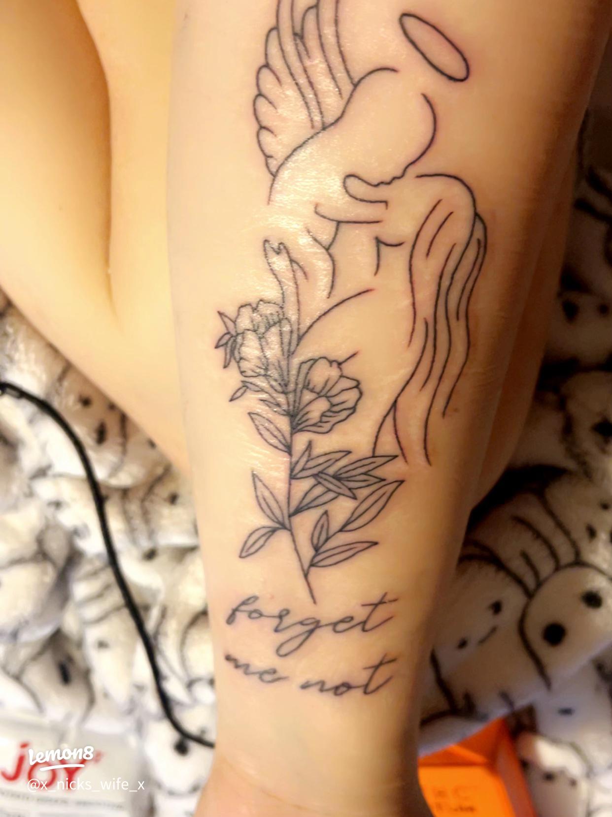 Small pregnancy loss miscarriage tattoo 0087