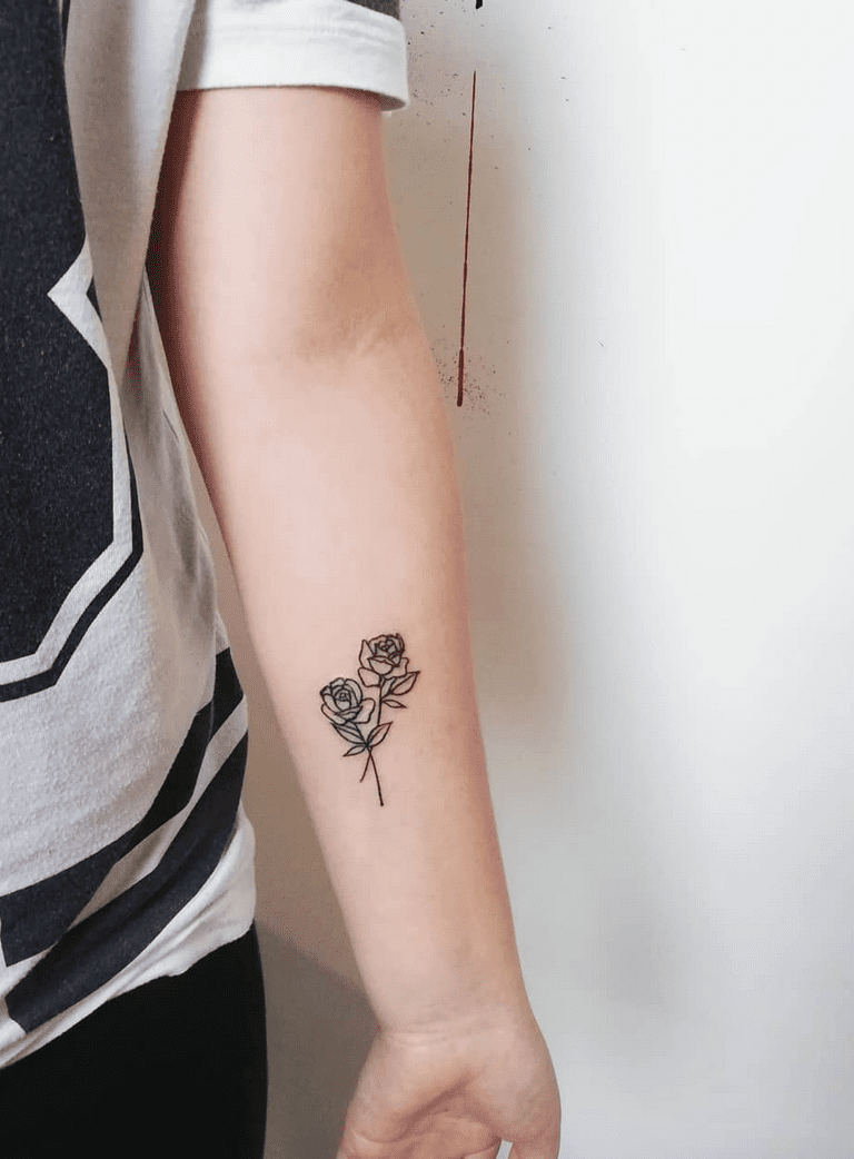 Small rose tattoo 0029