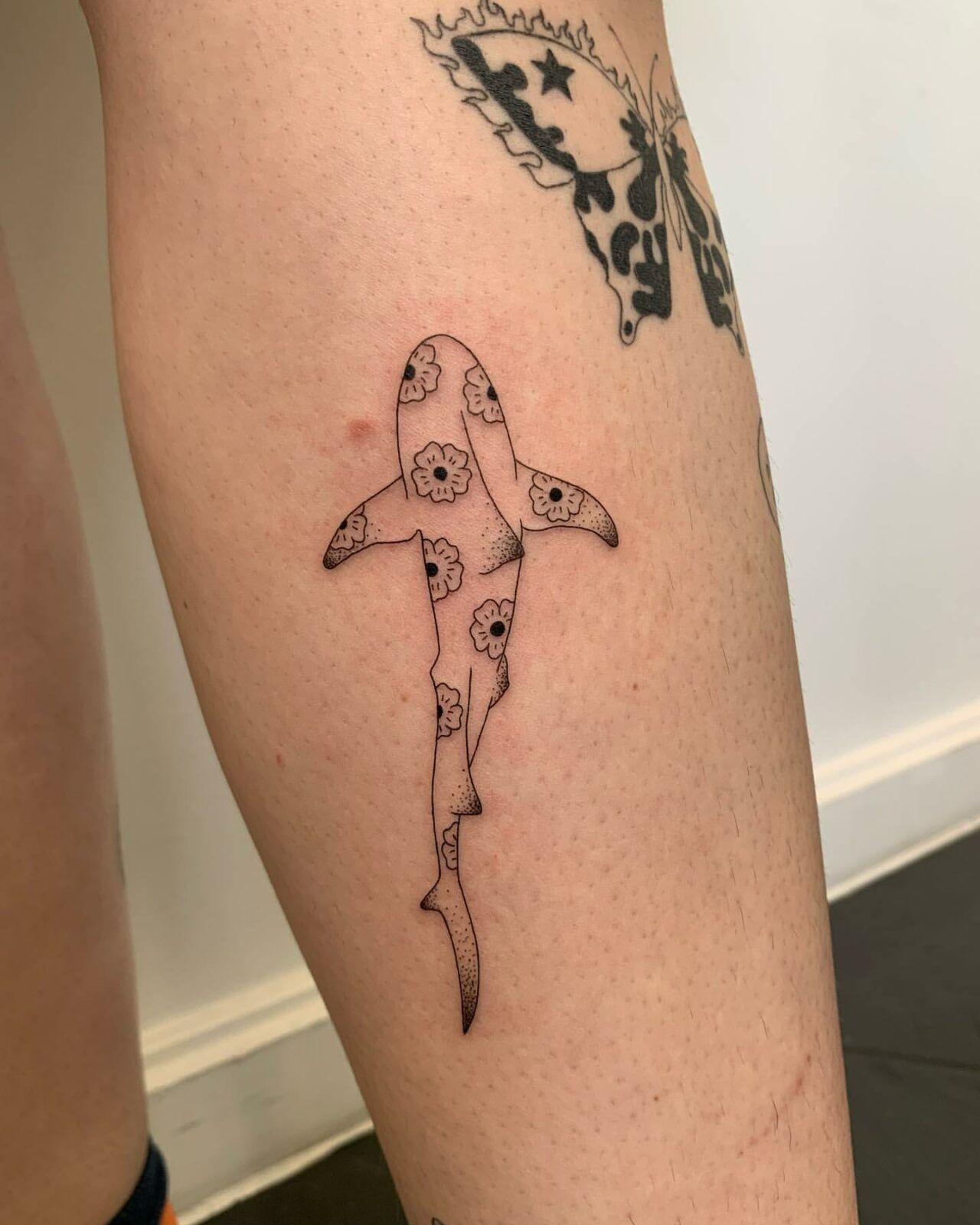 small shark tattoo 0044