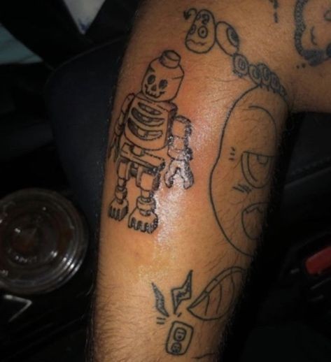 Small skeleton tattoo 0072