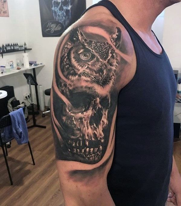 Small skull tattoo 0021