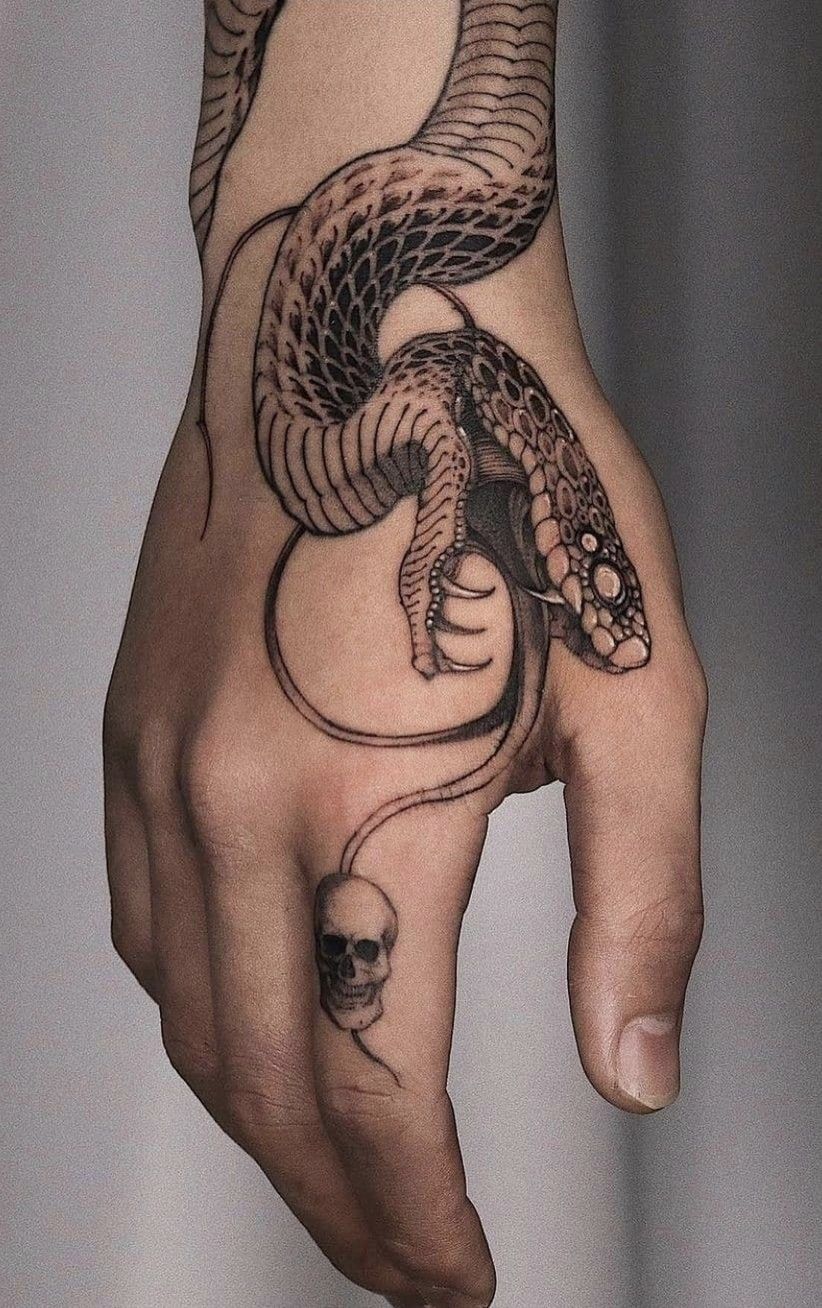 small snake tattoo