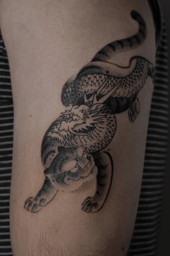 Small traditional tattoo 0056