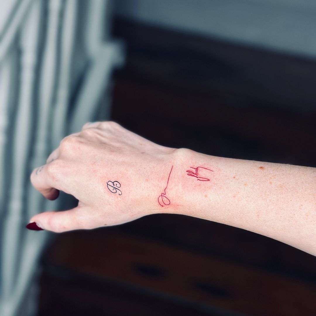 small wrist tattoo 0026