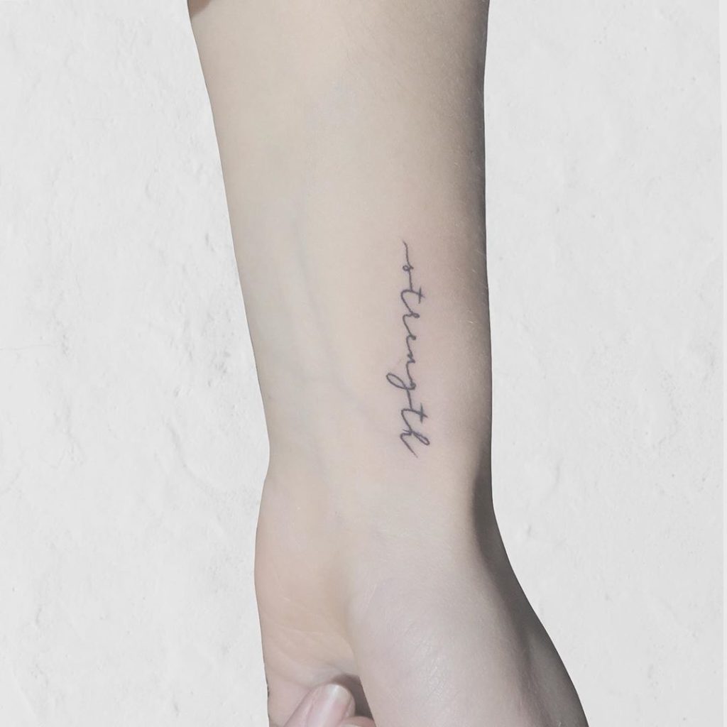 small wrist tattoo 0027