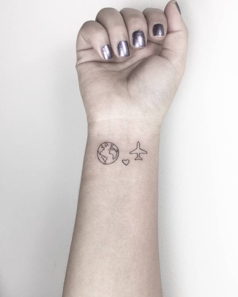 small wrist tattoo 0037