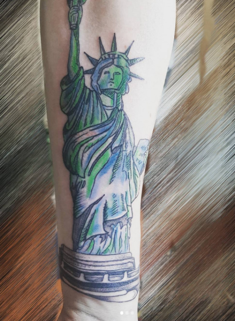 Statue of Liberty Tattoo Ideas 0020