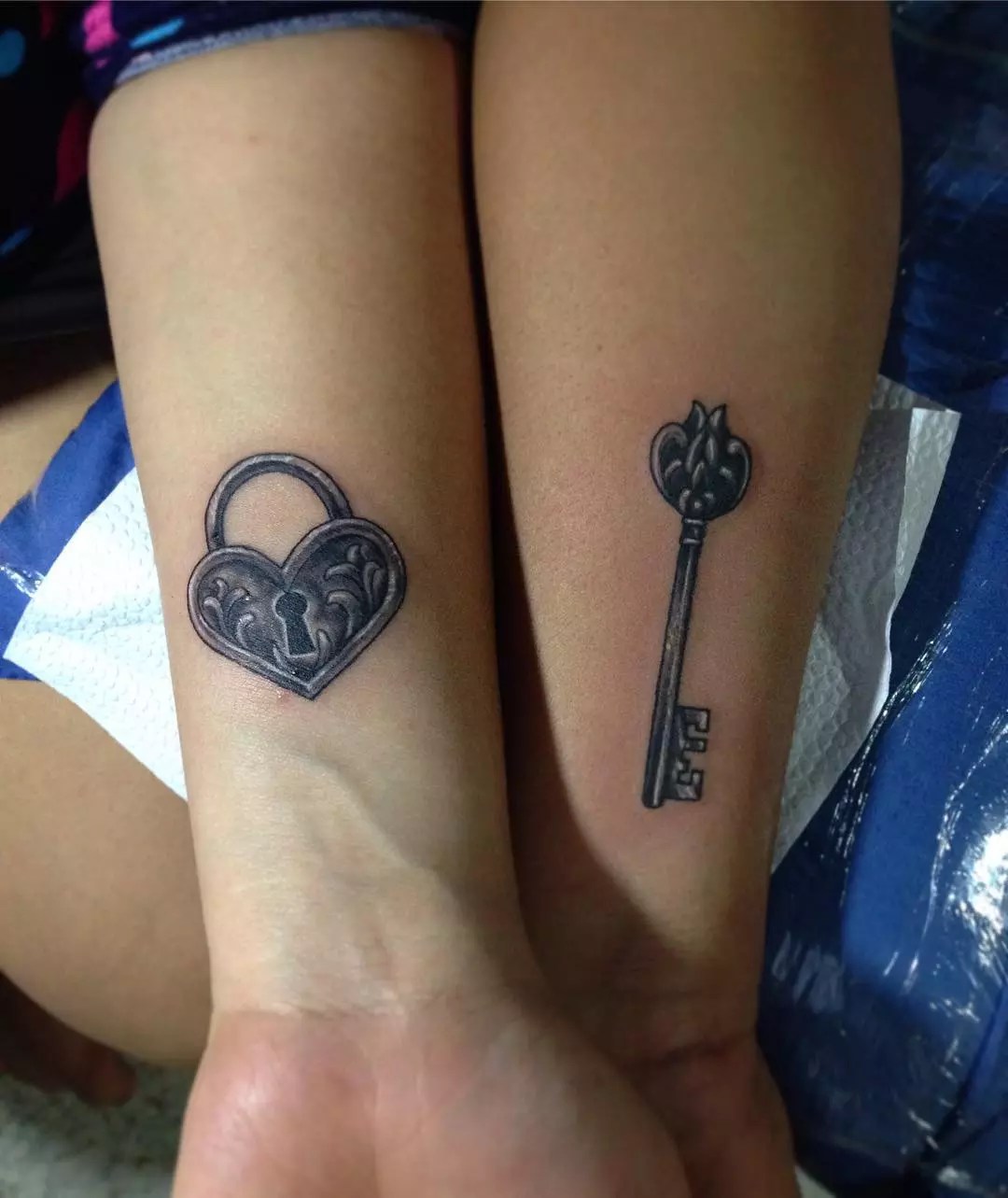 subtle small heart lock and key tattoo concepts