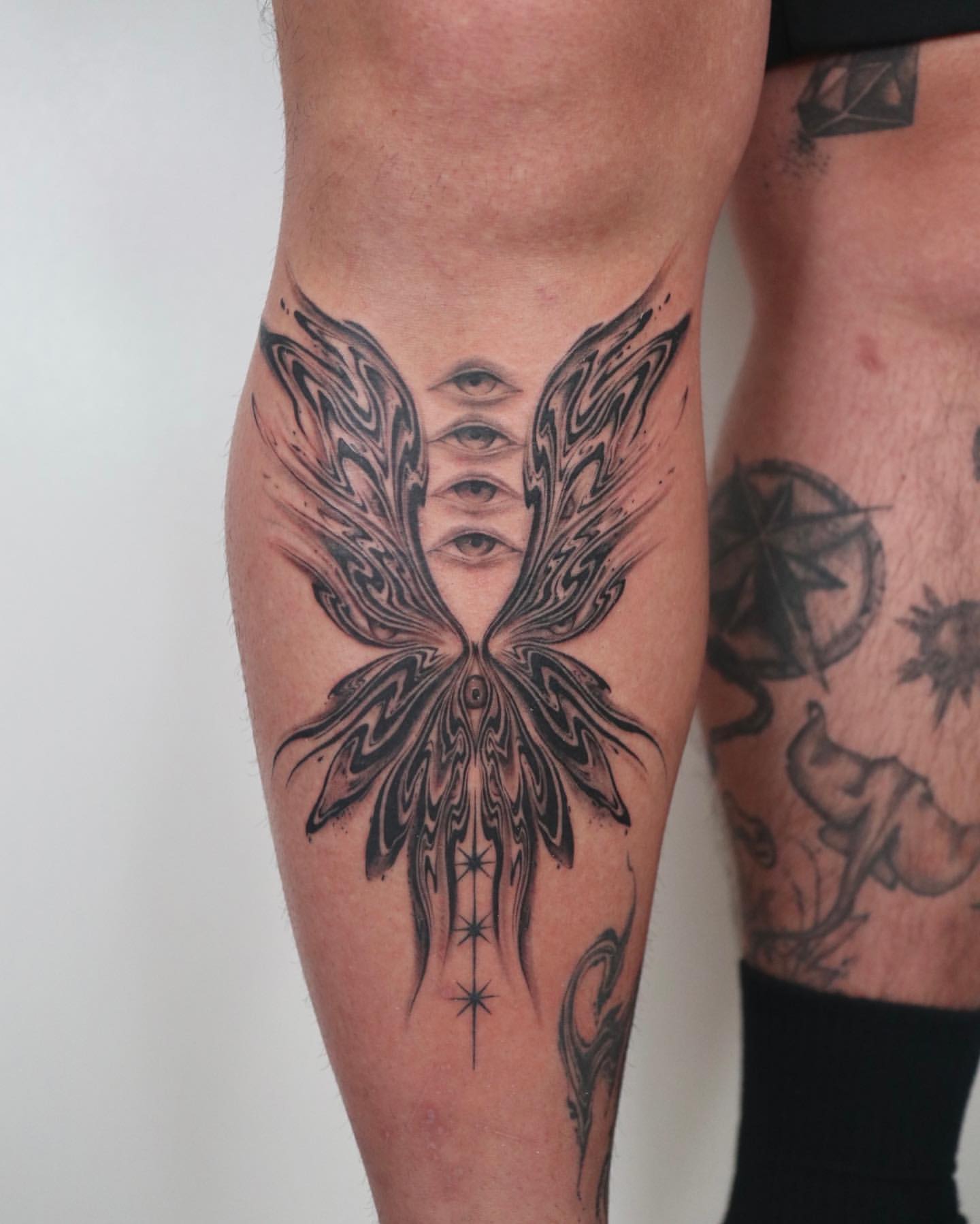 subtle tattoo ideas for leg