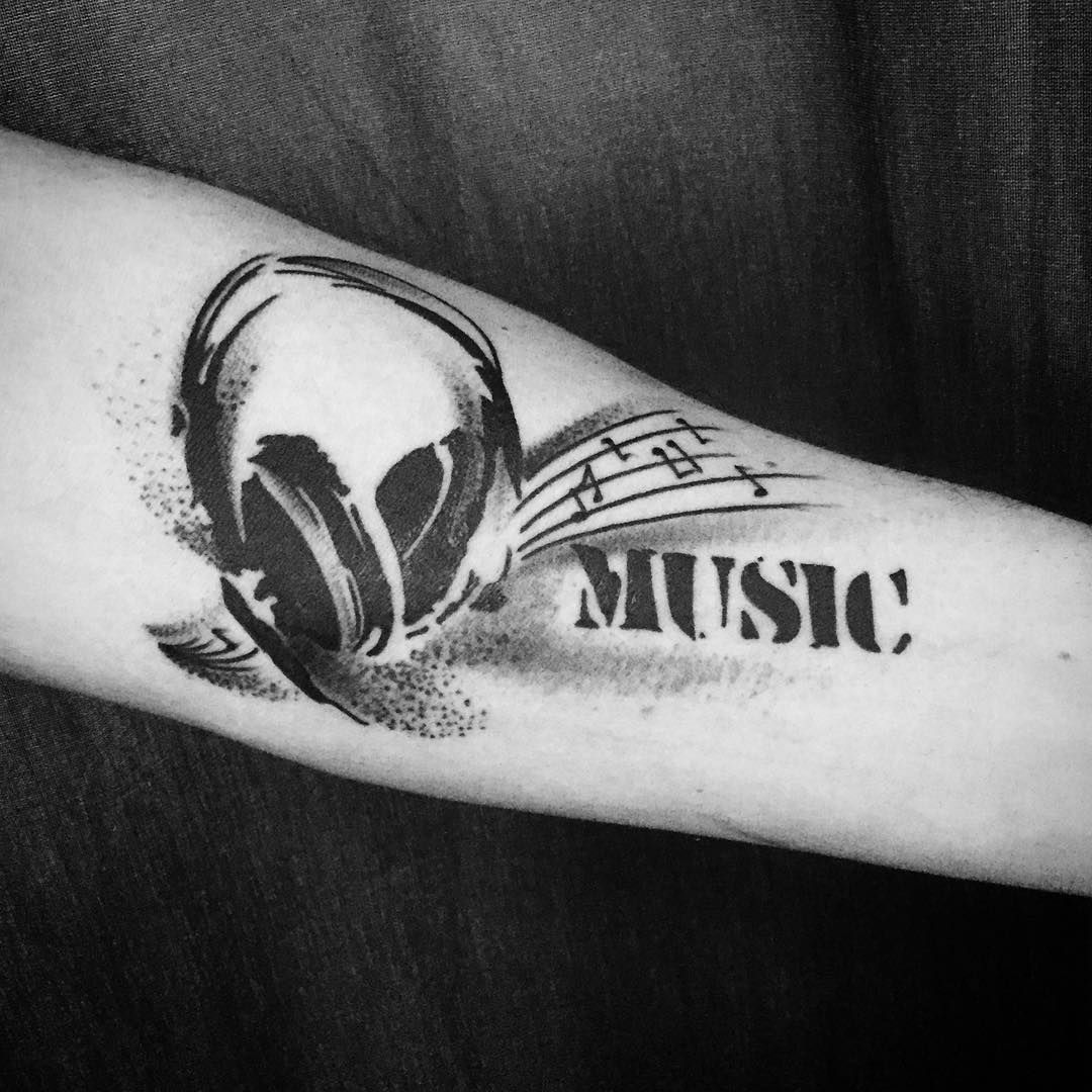 tattoo ideas for music lovers 0026