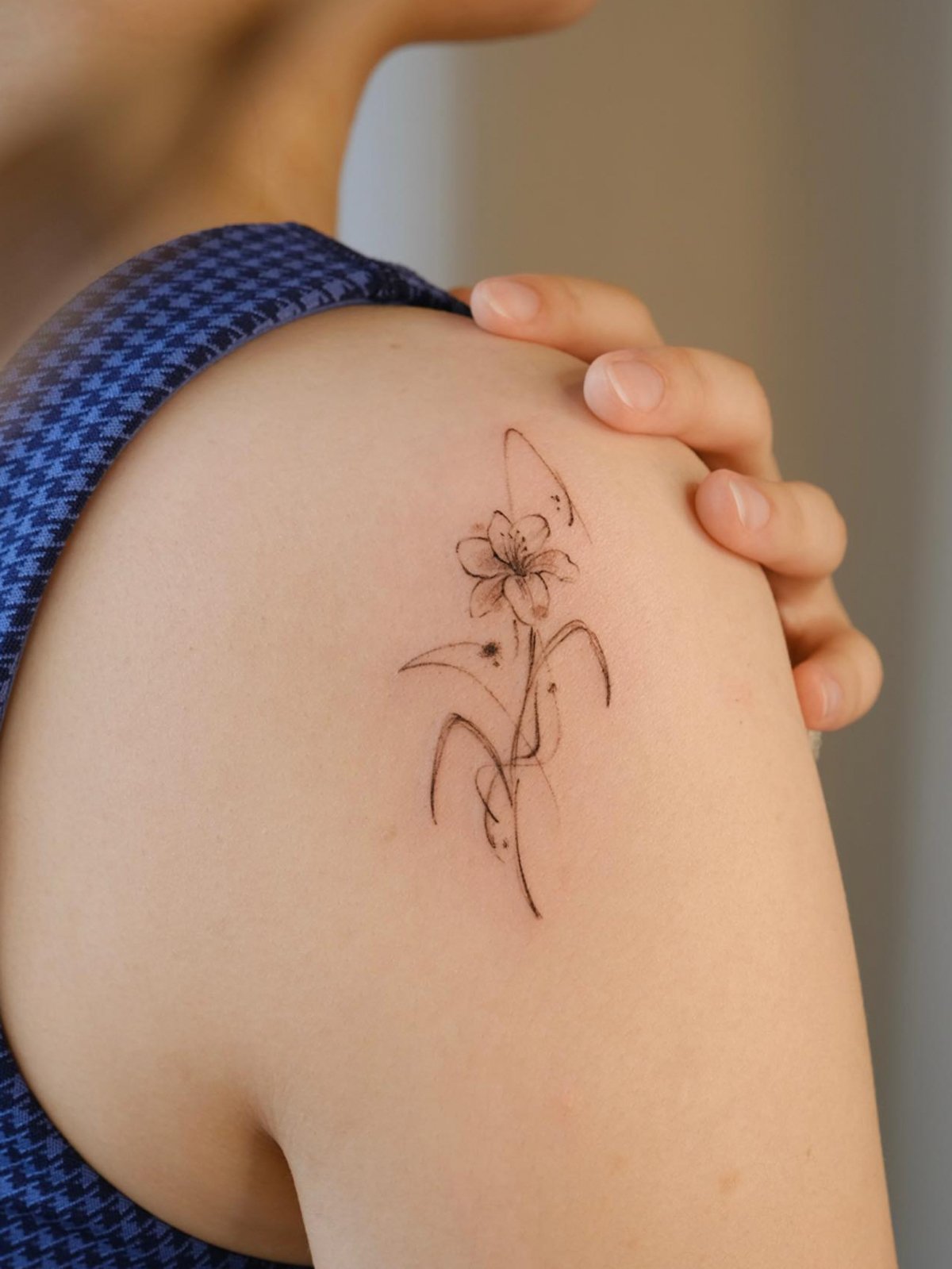 tattoo ideas for woman shoulder 0010