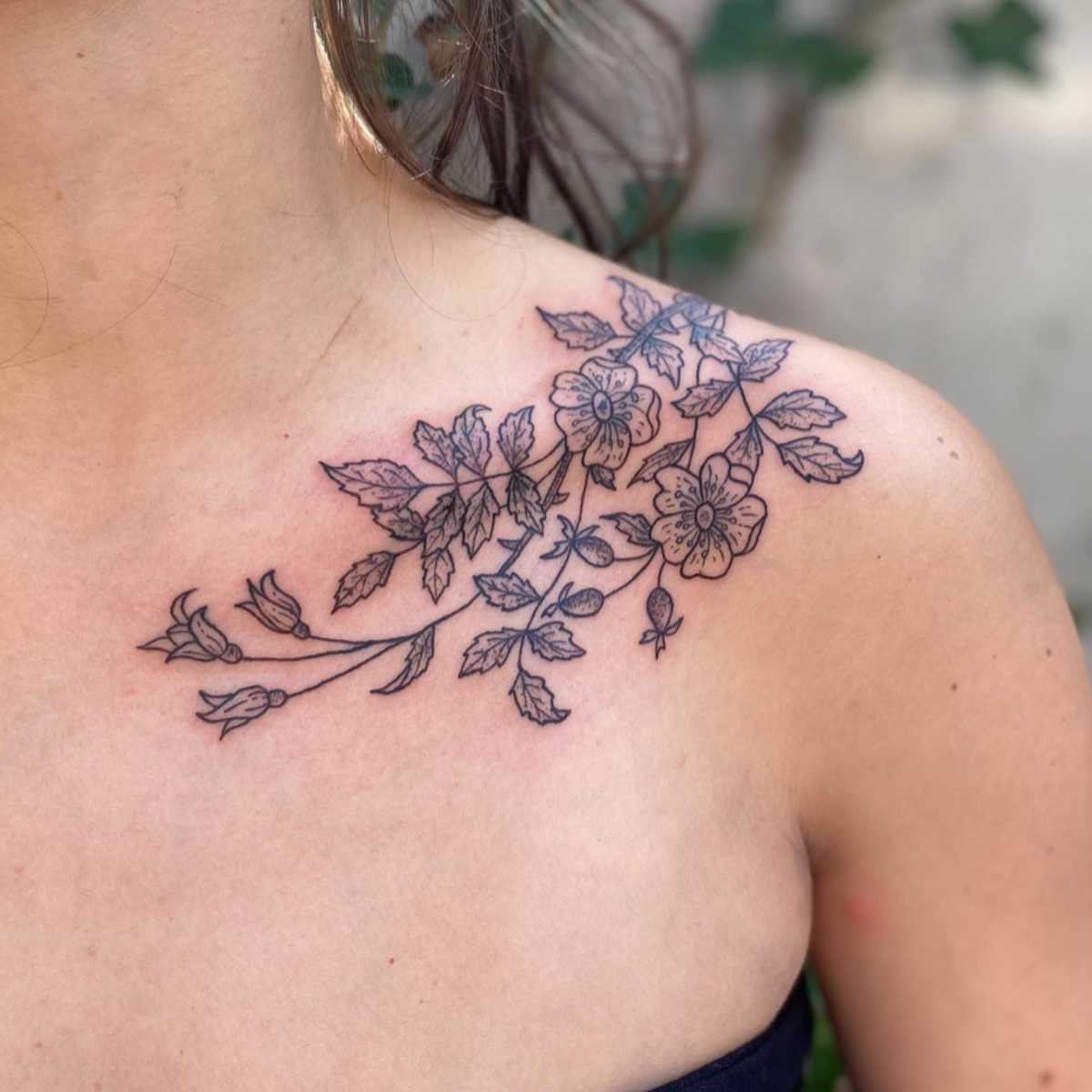 tattoo ideas for woman shoulder 0019