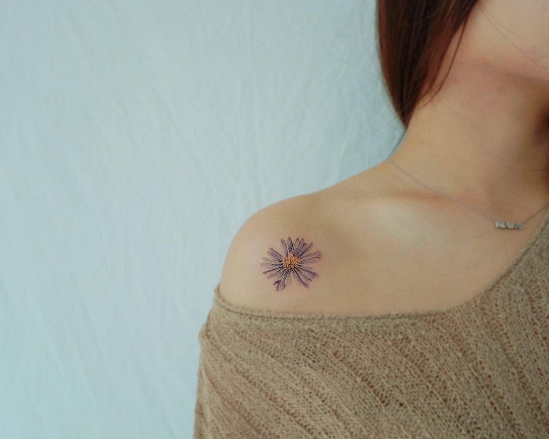 tattoo ideas for woman shoulder 0037