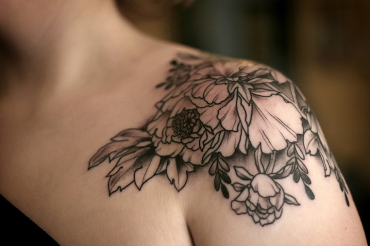 tattoo ideas for woman shoulder 0085