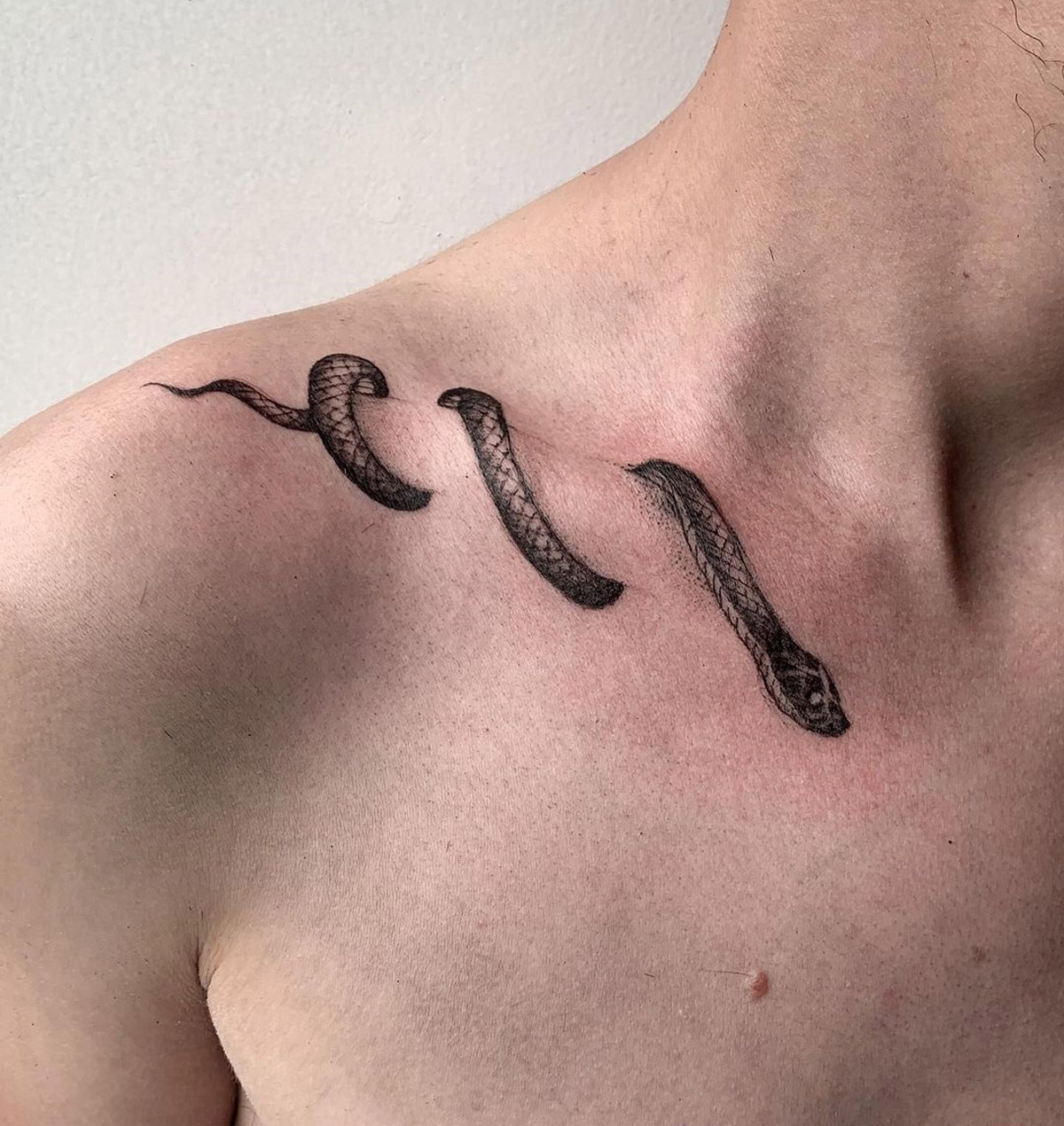 tattoo ideas on collar bone 0049