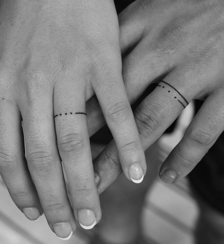 tattoos on ring finger ideas 0039