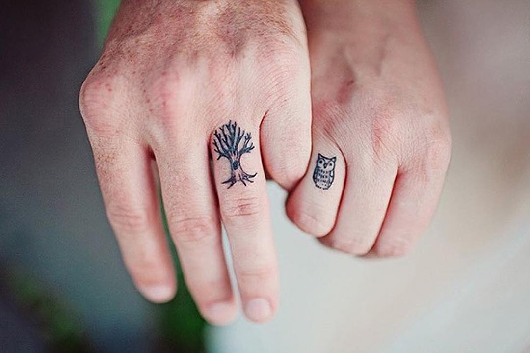 tattoos on ring finger ideas 0051