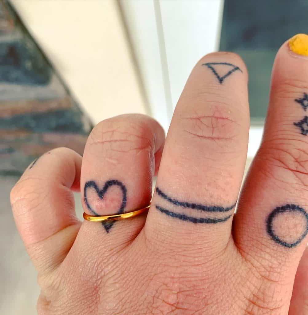 tattoos on ring finger ideas 0073