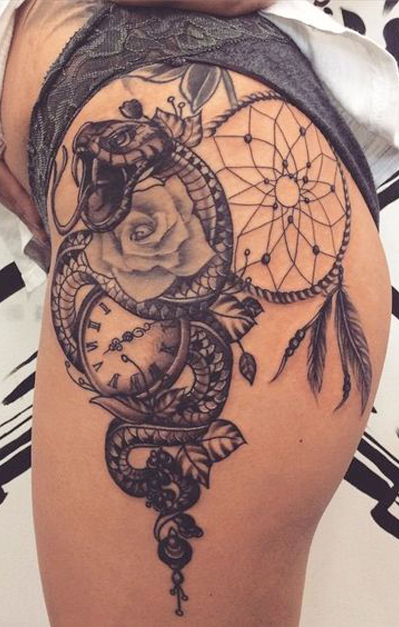 thigh tattoo ideas for women 0013