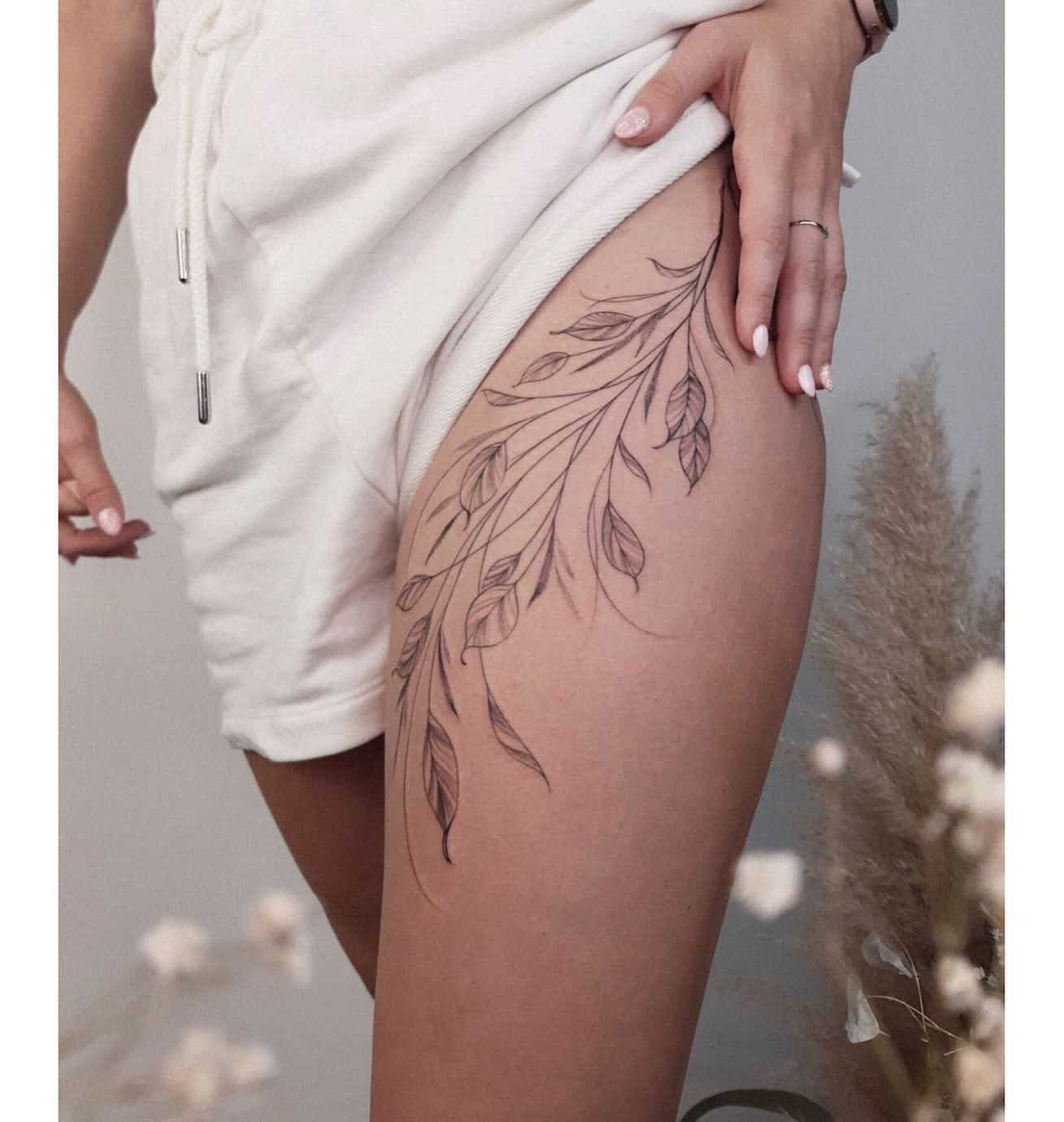 thigh tattoo ideas for women 0077