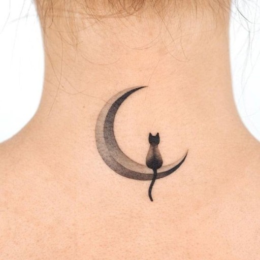 tiny friendship tattoos inspired by moon and stars