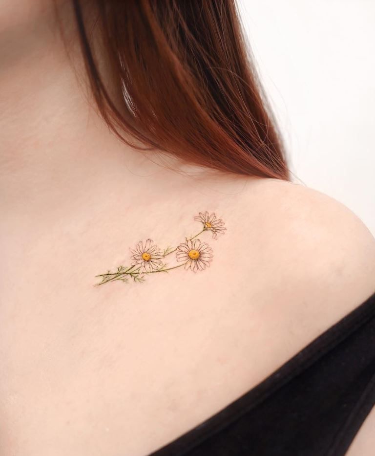 trendy daisy tattoo styles