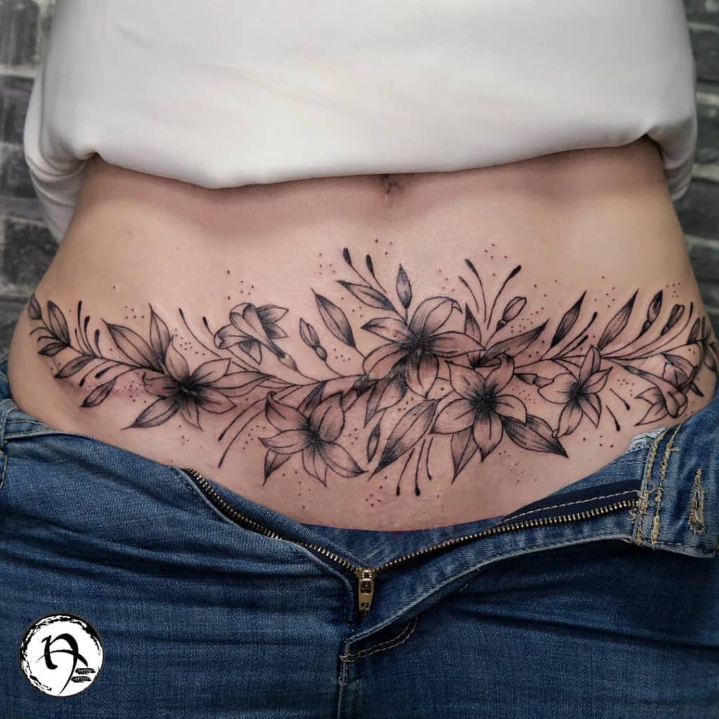 Trendy designs for abdomen tattoos