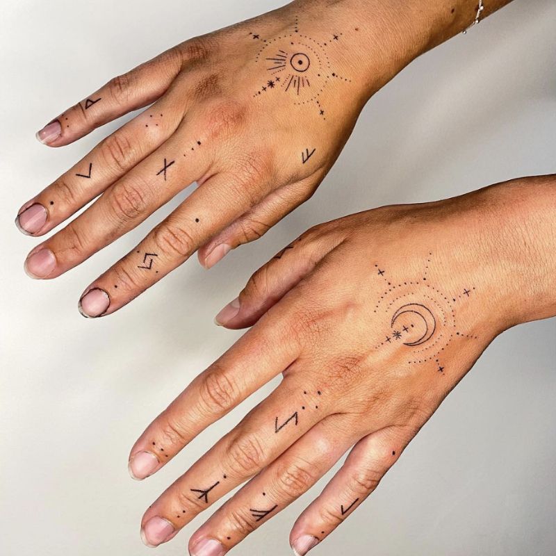 unique hand tattoo ideas