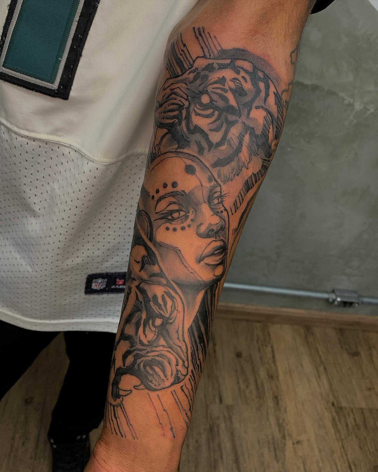 upper sleeve tattoo ideas black men inspiration