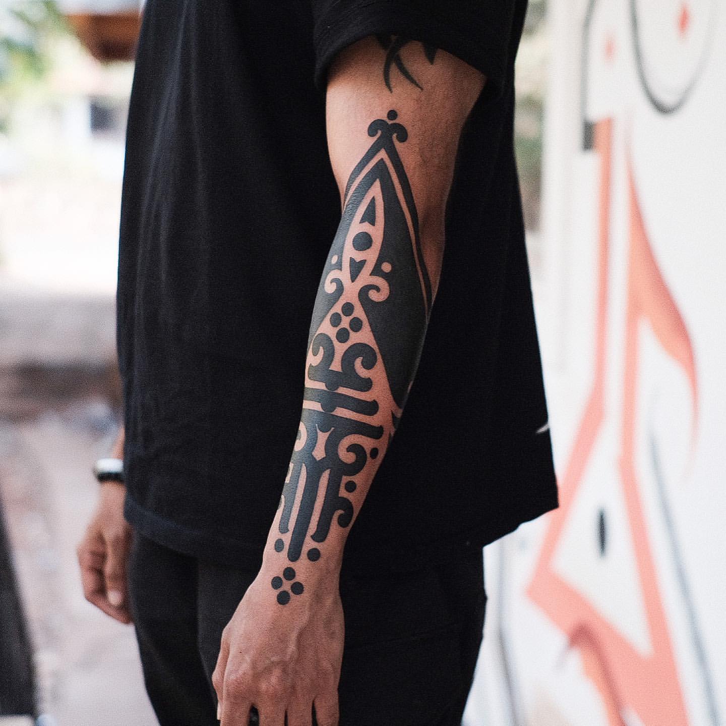 upper sleeve tattoo ideas for black men 0013