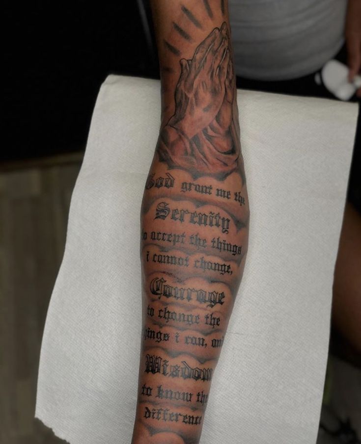 upper sleeve tattoo ideas for black men 0082