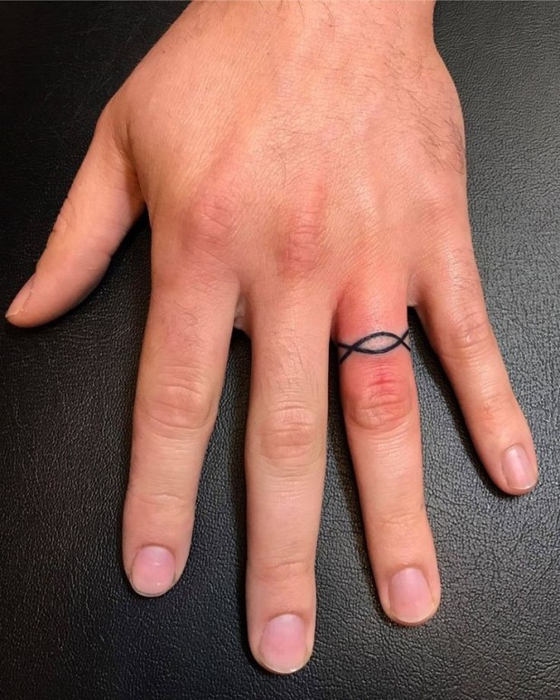 wedding ring tattoos ideas 0057