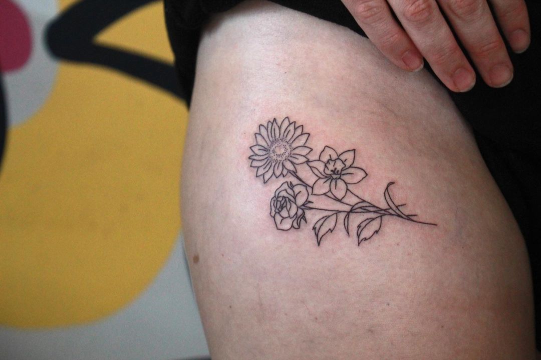 wrist mini small sunflower tattoo 0018