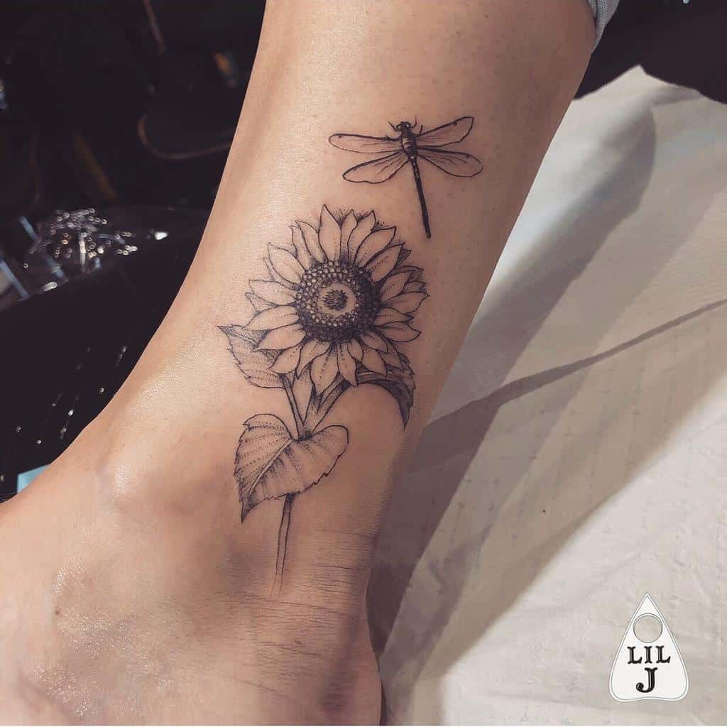 wrist mini small sunflower tattoo 0033