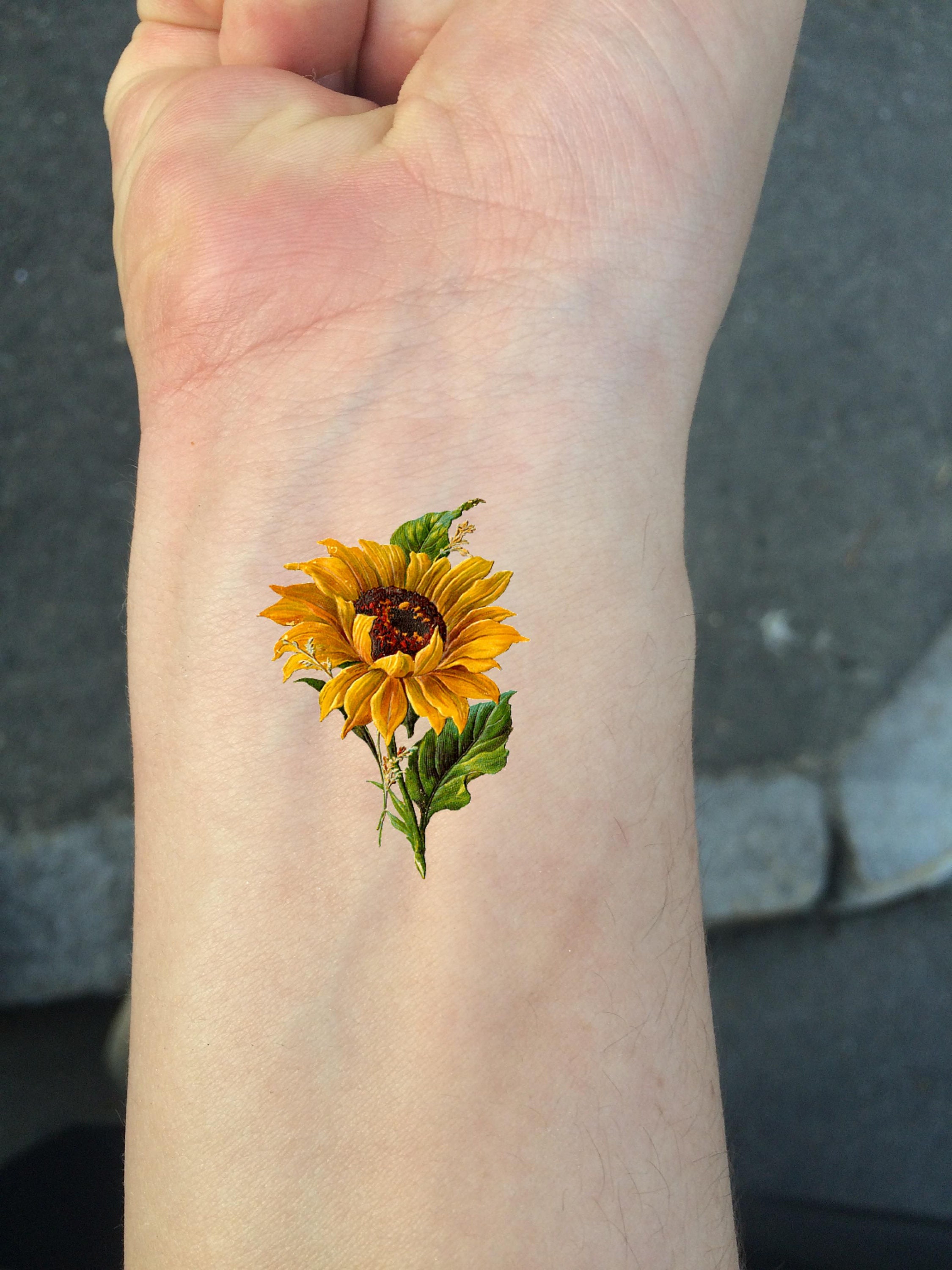 wrist mini small sunflower tattoo 0051