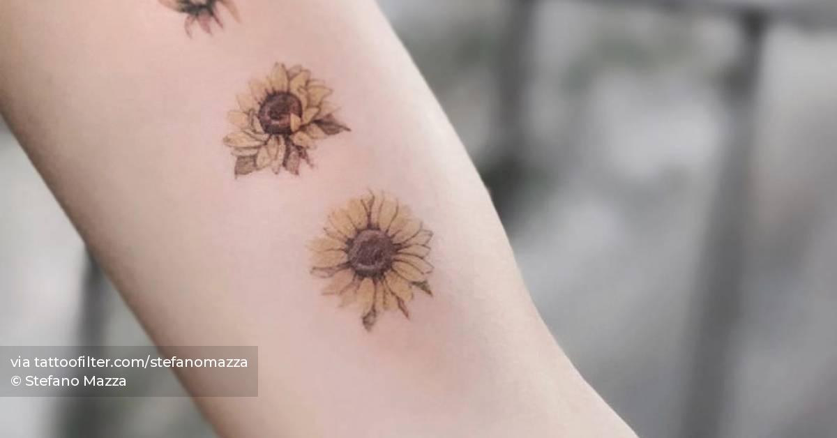 wrist mini small sunflower tattoo 0073